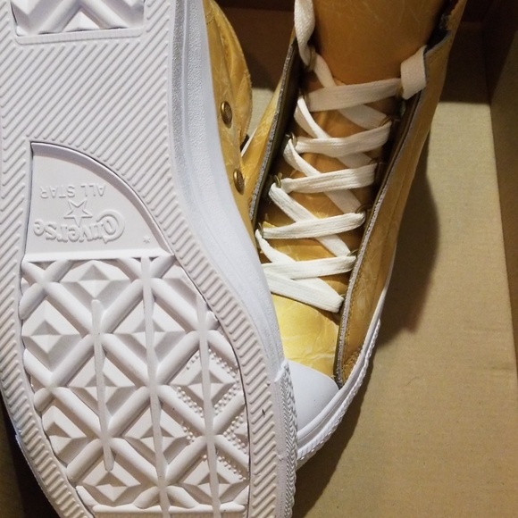 NWT CONVERSE All Star  Hi Top Sneaker AGED GOLD - Picture 4 of 4